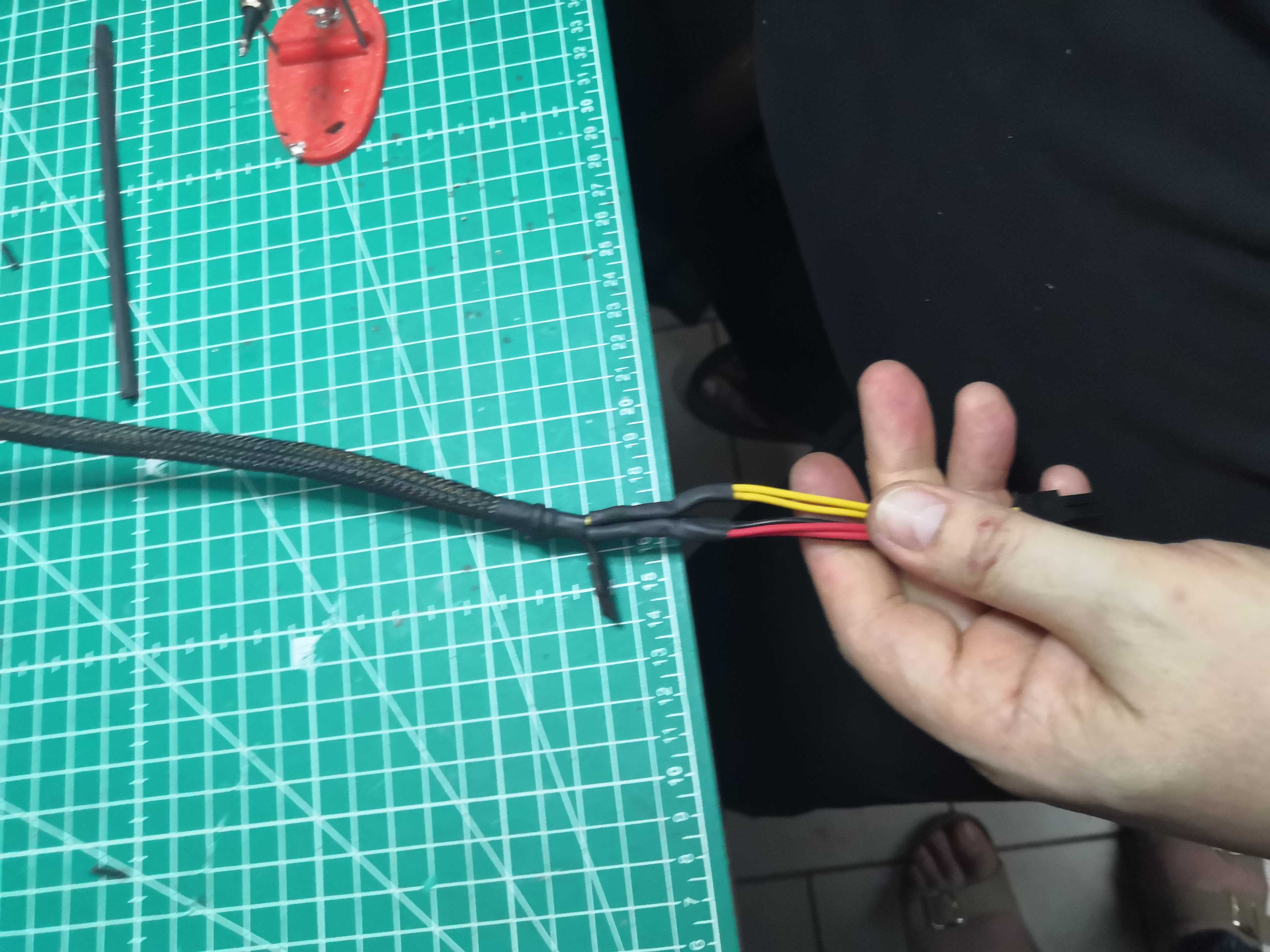 Overall heat-shrink tubing over the entire joint